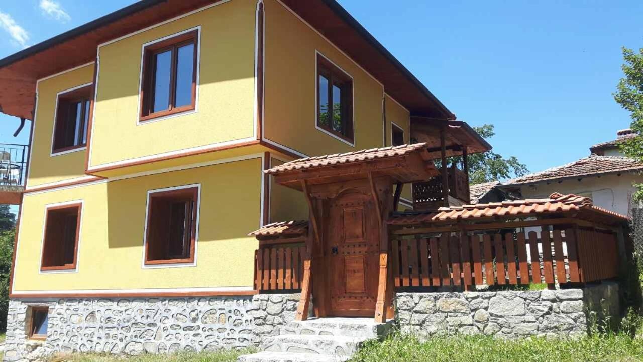 Къща За Гости Феникс Koprivshtitsa Exterior foto